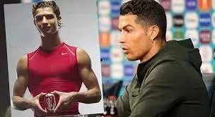 Cristiano Ronaldo en un anuncio de Coca-Cola... En fin la hipocresía