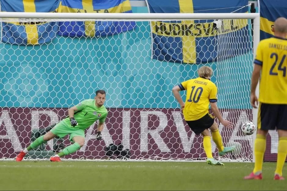 EUROCOPA: ¡En aburrido partido, Suecia derrota a Eslovaquia gracias a un penal para vencer!