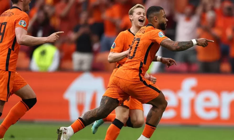 Eurocopa: Holanda ya se instaló en los octavos de final
