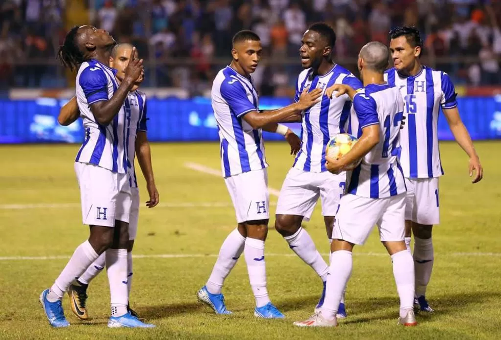 OFICIAL: Sorpresas en la convocatoria de Honduras para los juegos eliminatorios