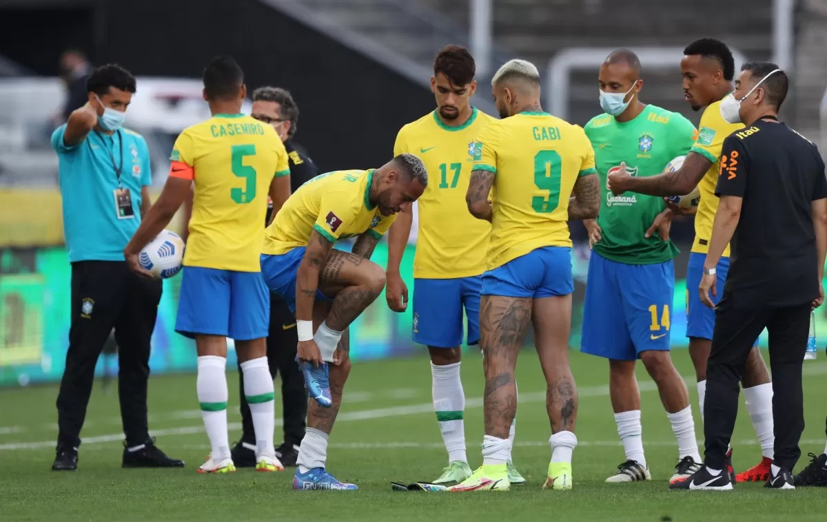 Brasil llama a jugadores de equipos ingleses para triple jornada eliminatoria