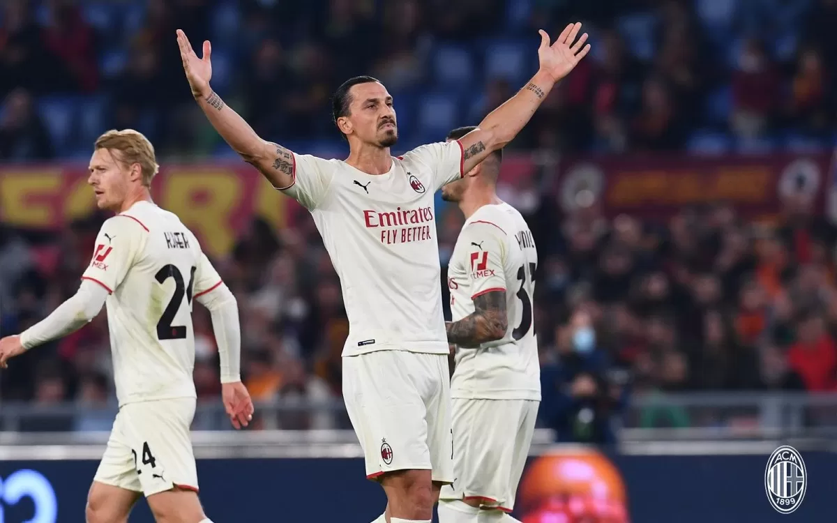 Con goles de Zlatan Ibrahimovic y Franck Kessié, el Milan derrotó 2-1 a la Roma