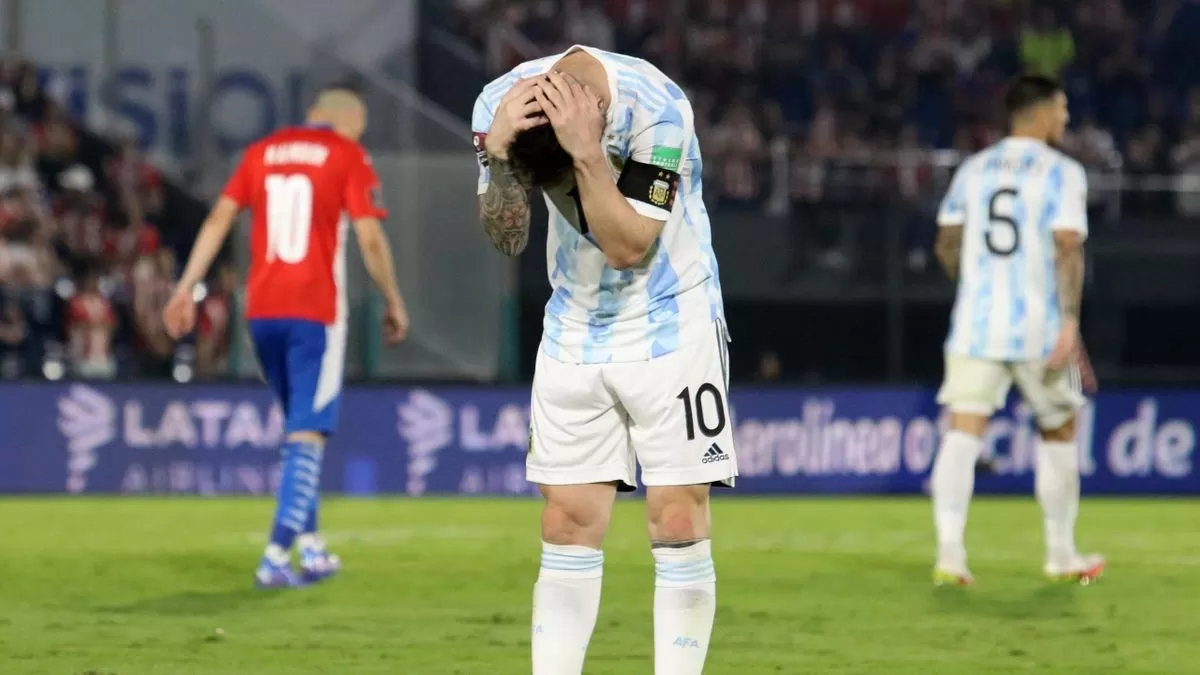 Paraguay neutraliza a Messi y a Argentina en Asunción