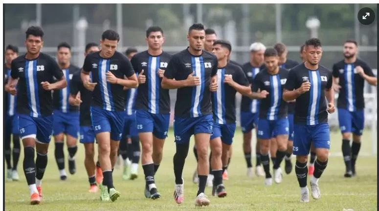 Primera División de El Salvador valorará la posibilidad de ceder jugadores para campamento de selección