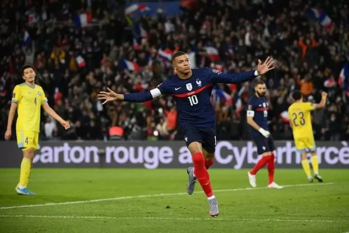 Francia se clasifica a la Copa del Mundo