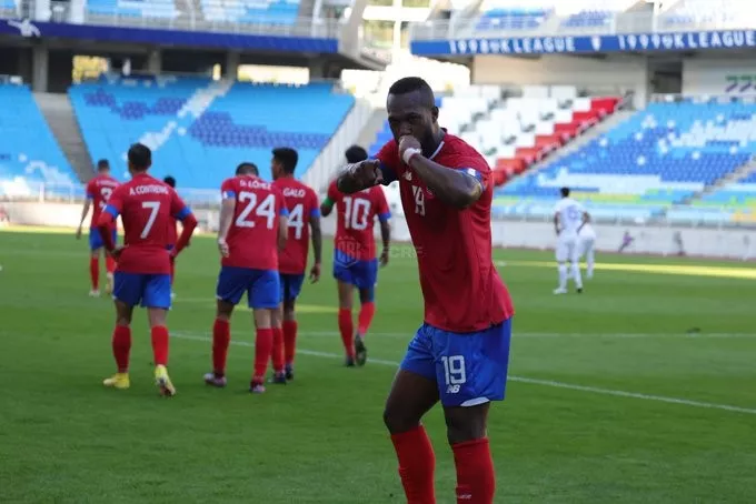 Costa Rica vence a Uzbekistán en partido amistoso