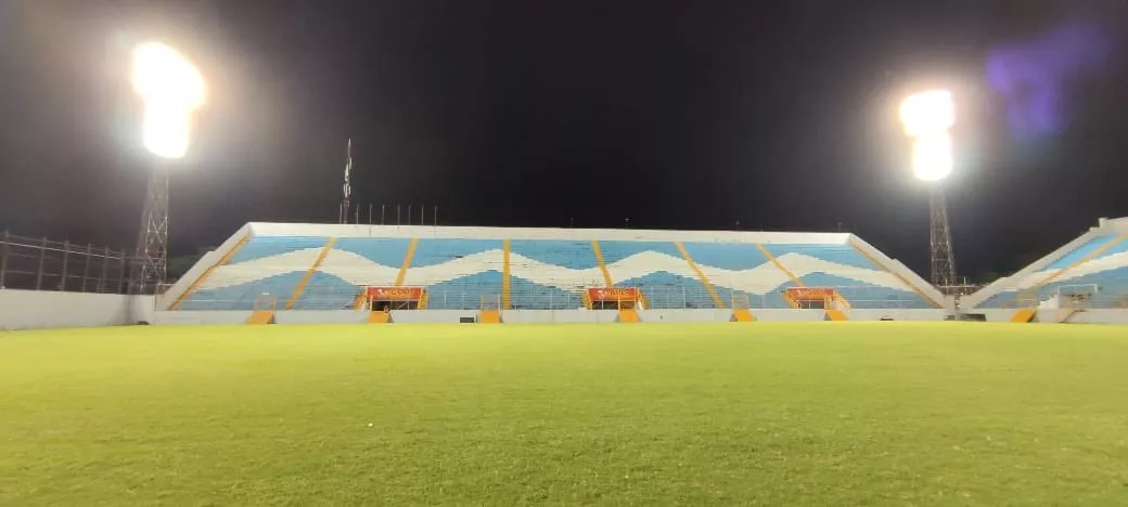 Realizan mejoras al estadio Morazán por exigencias de la Concacaf