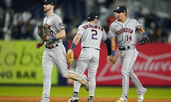 Astros, con Mauricio Dubón, ganan y están a un triunfo de la Serie Mundial