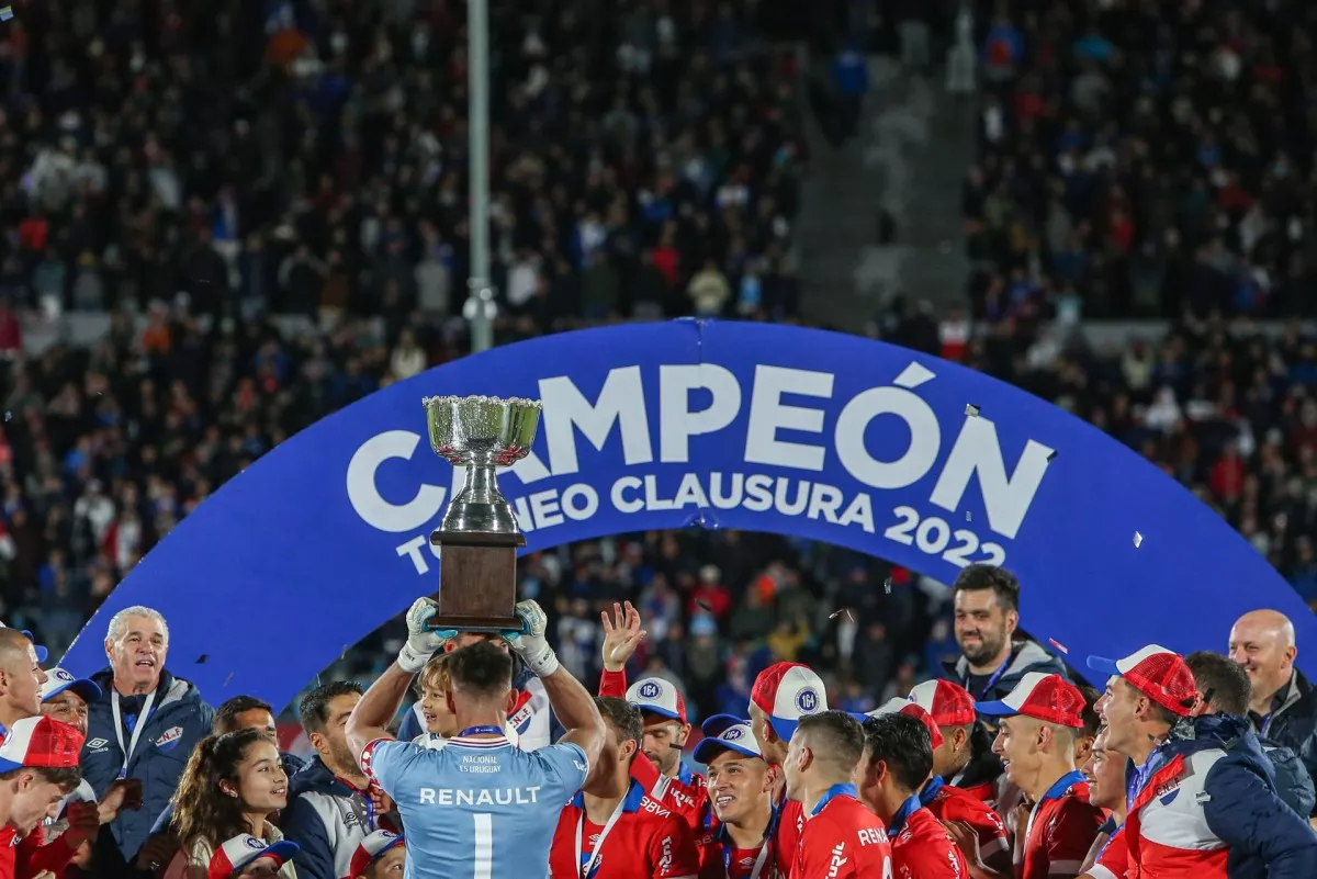 Nacional de Luis Suárez se corona en el Clausura y apunta al Campeonato Uruguayo