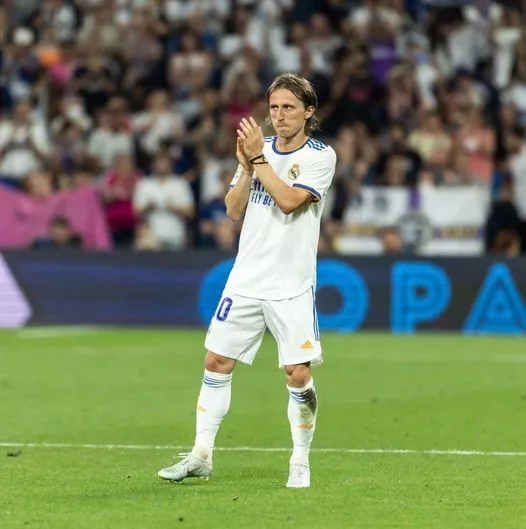 Real Madrid pierde a Luka Modric para el juego de Champions