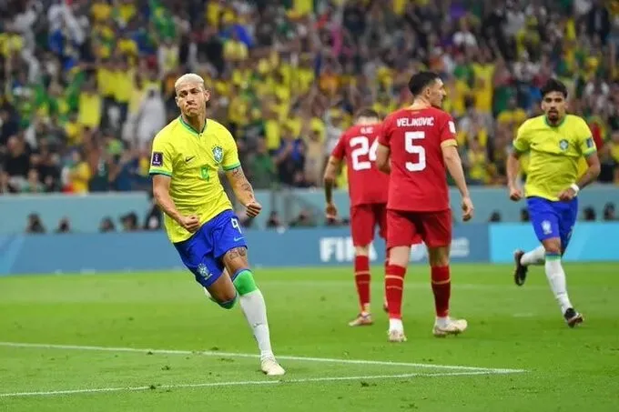 Brasil y Suiza irán por su clasificación a octavos del Mundial