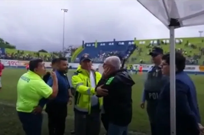 Diputado y Presidente del Olancho FC agrede a golpes al entrenador del Marathón
