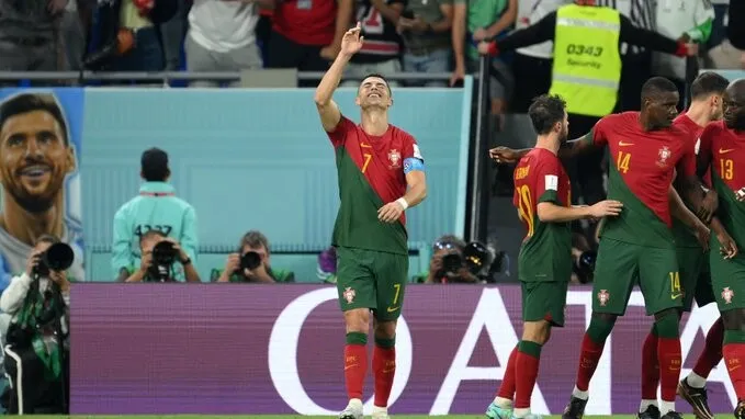 Nuevo récord de Cristiano Ronaldo y Portugal se alza con triunfo