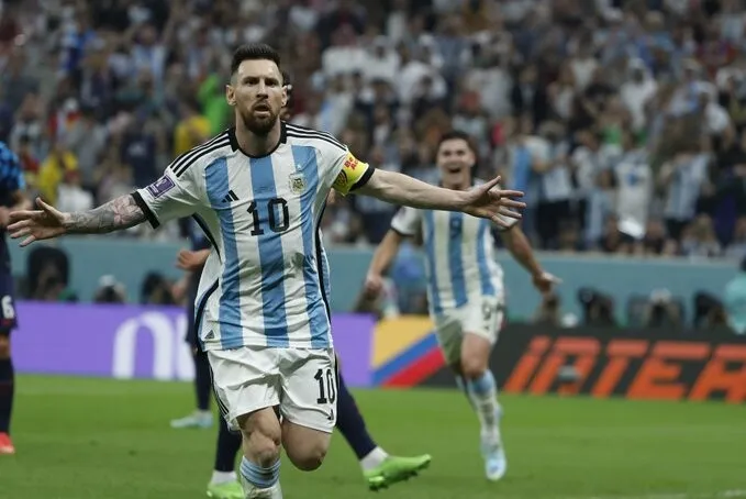 Argentina devora a Croacia con un Messi impresionante
