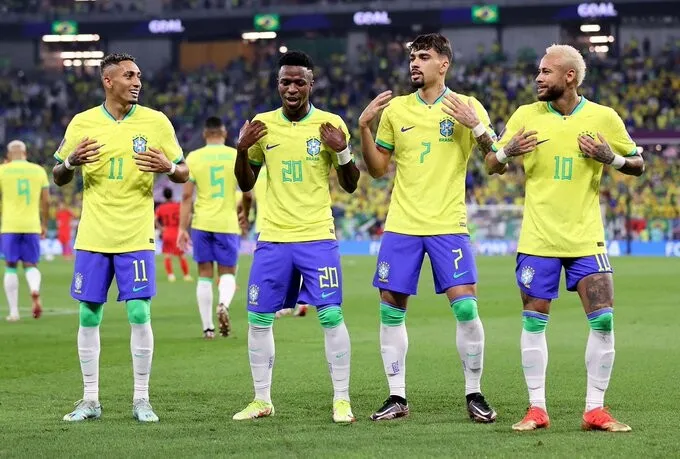 Brasil le pone samba al Mundial