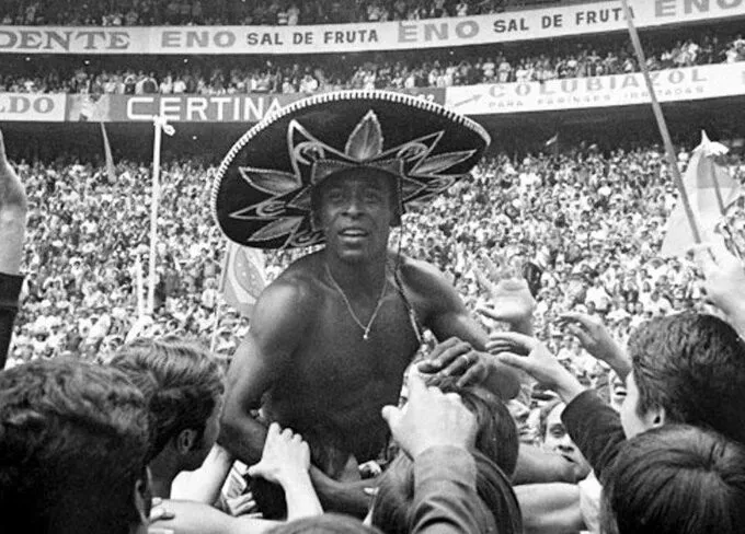 Pelé conmociona el mundo con su partida y el fútbol declara al rey eterno 1
