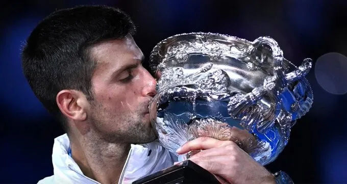 Novak Djokovic se corona campeón del Australia Open