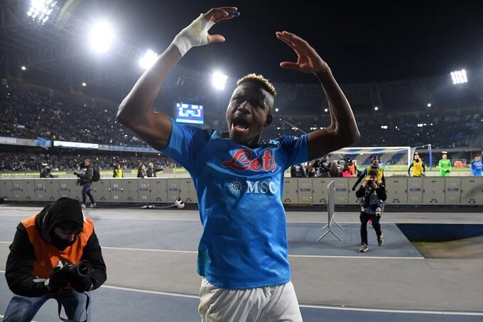 El Napoli se acerca más al título en Italia