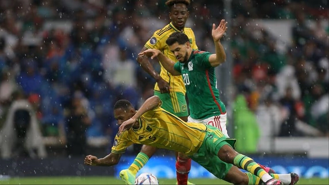 México sufre ante Jamaica, pero clasifica al Final Four