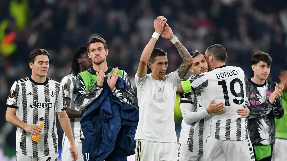 La UEFA podría castigar a la Juventus dejando fuera de sus torneos