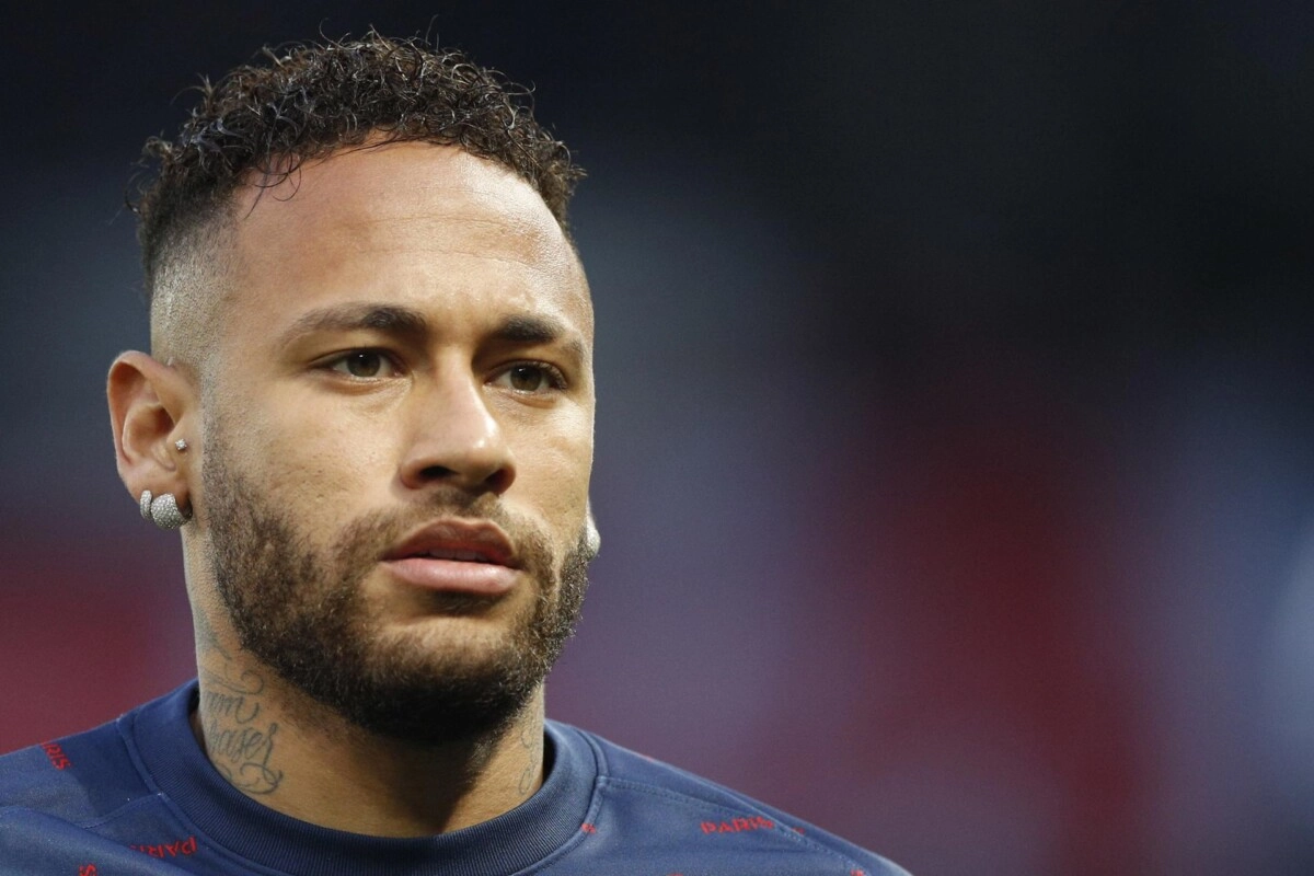 Neymar anuncia que será padre de nuevo