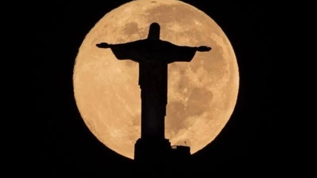 El Cristo Redentor de Río de Janeiro apagó sus luces en solidaridad a Vinicius Junior