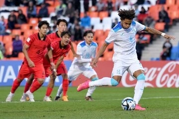 Honduras logra meritorio empate ante Corea pese quedar con 10 jugadores