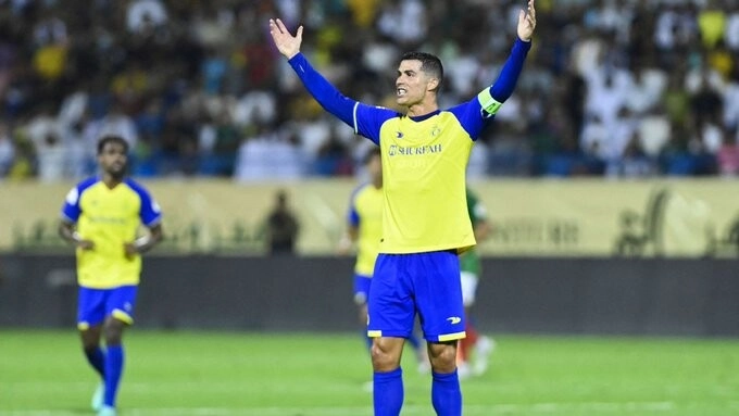 Mientras Messi lograba el título con el PSG; Cristiano Ronaldo perdía la liga en Arabia