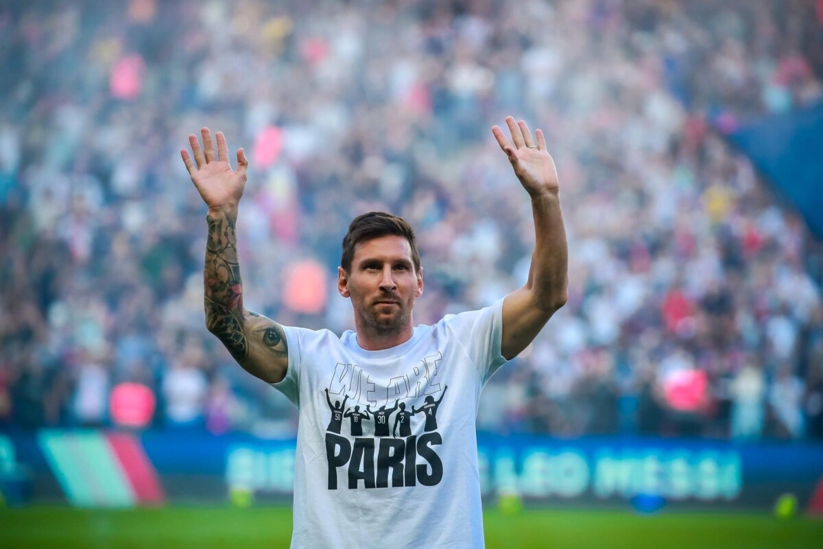 Qué pierde el PSG con el adiós de Messi:derechos de TV, venta de camisetas...