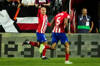 Getafe vence al Alavés sin Lozano y Atlético de Madrid da histórica al Rayo