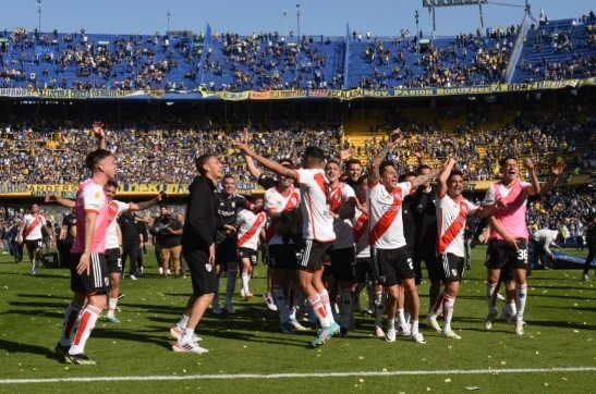 River vence a Boca en el superclásico argentino