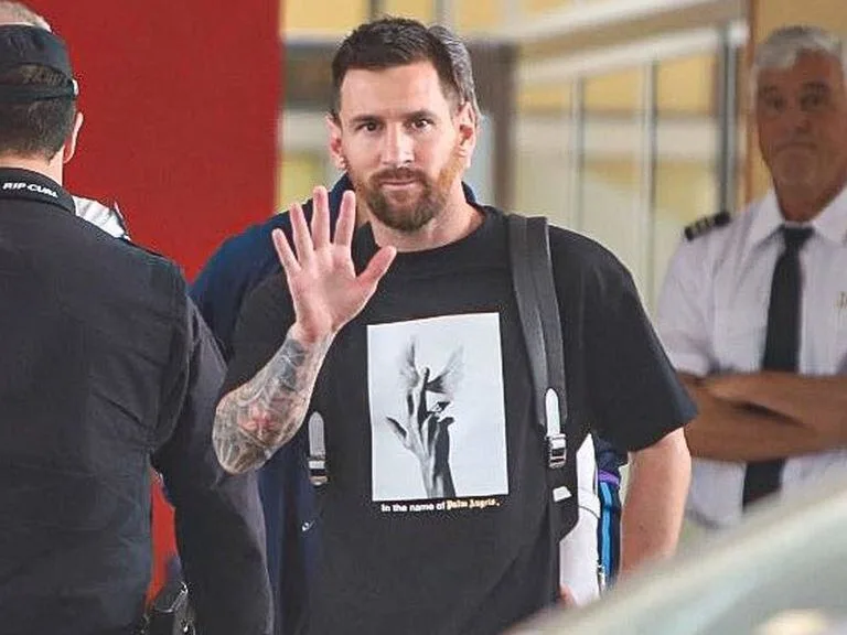 Lionel Messi salió de compras en Miami y un sticker en su termo emocionó a todos los fans de la selección argentina