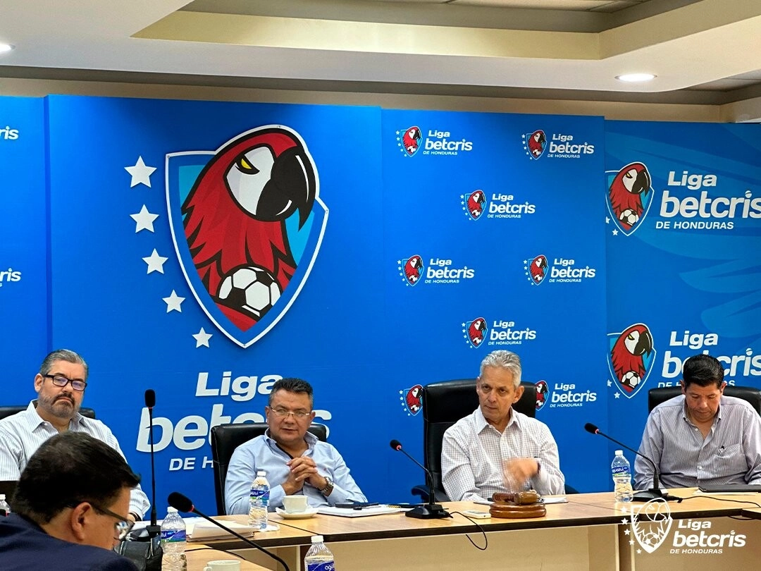 Honduras anuncia su lista provisional de cara al partido ante Costa Rica