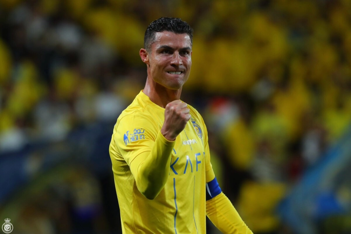 Cristiano Ronaldo hace hat-trick en la liga árabe