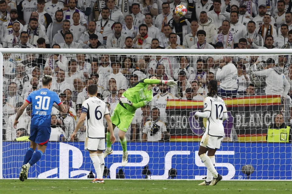 Real Madrid Sufre Más De La Cuenta Para Avanzar A Cuartos De La Champions