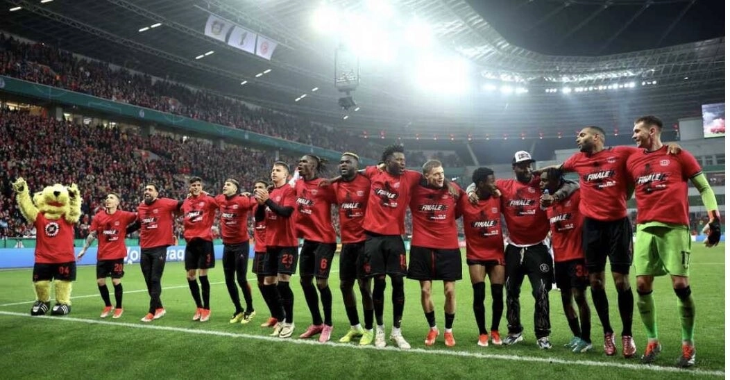 Leverkusen sufre para mantenerse invicto, pero pasa a final de Europa League; su rival será el Atalanta